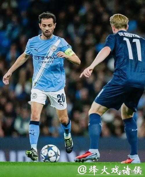 哈兰德欧冠50球+造红牌 曼城2-0十人那不勒斯