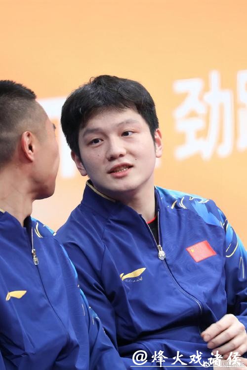 英超大神重磅出击!专家辉红论球13连红 徐野10连红 英超大神重磅出击!专家辉红论球13连红 徐野10连红